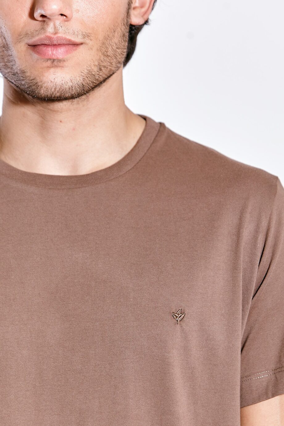 Remera escote O de jersey