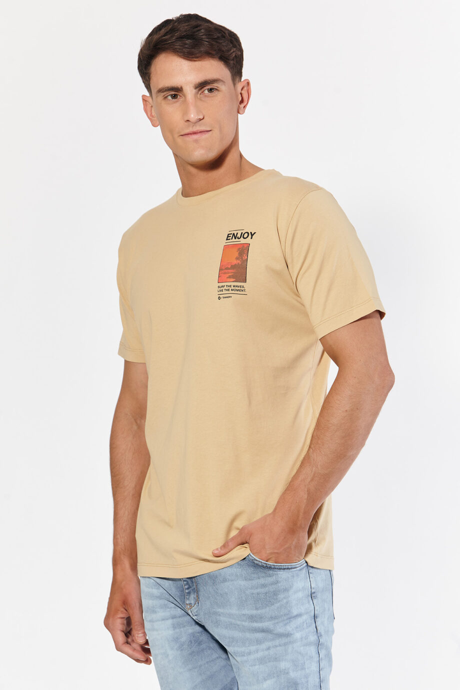 Remera enjoy de pima peruano
