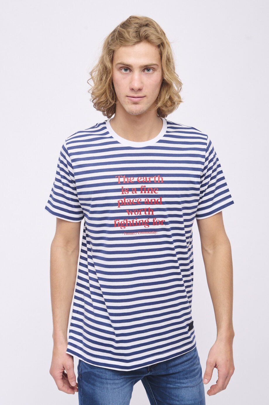 Remera de jersey the earth