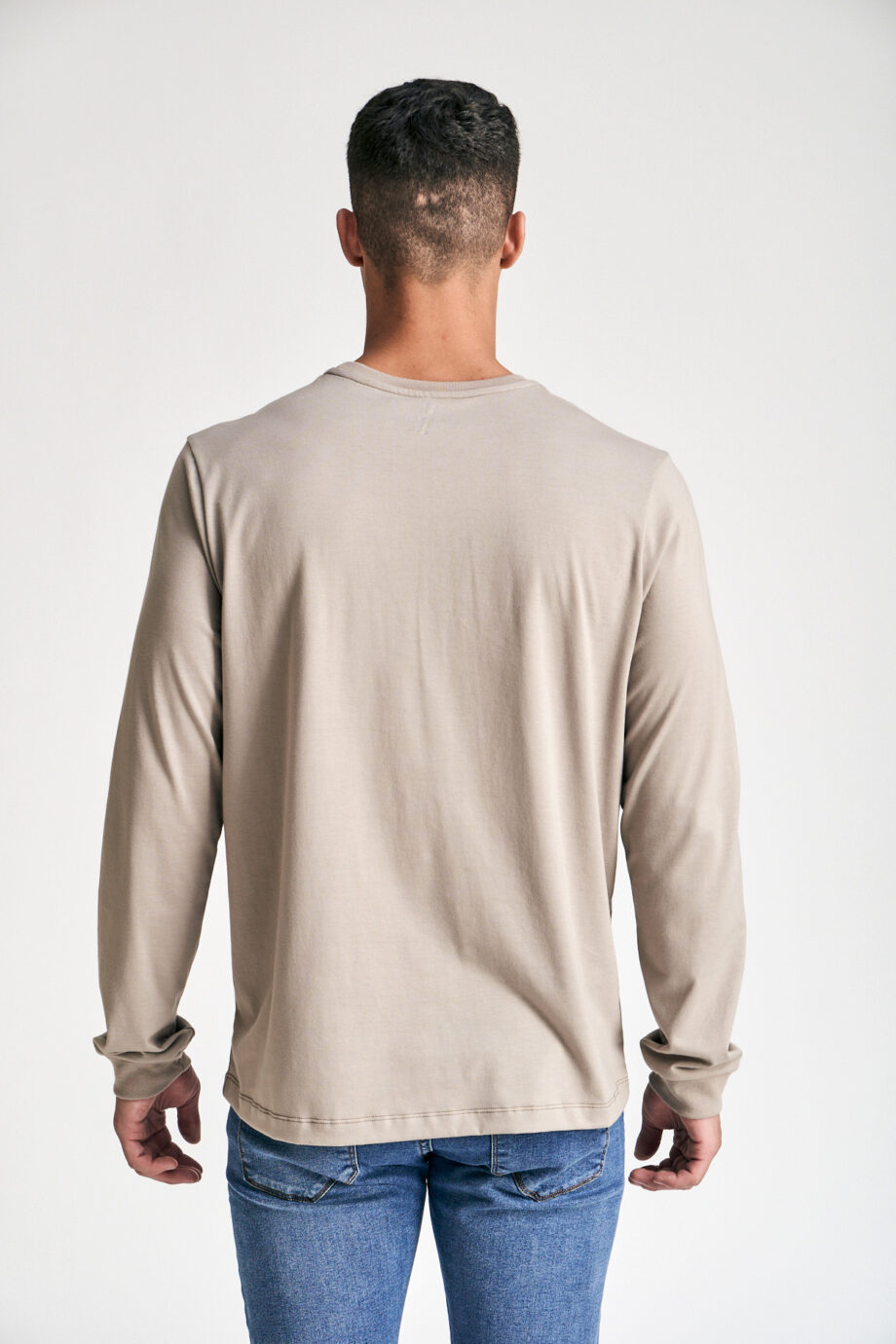 Remera mangas largas saturday