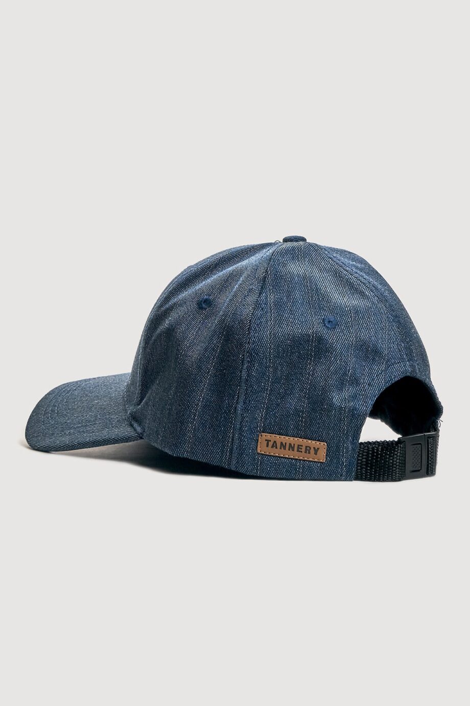 Gorra de jean con rayitas
