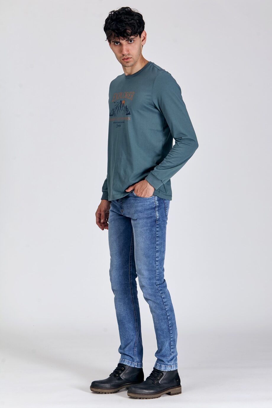 Jean regular fit azul matizado