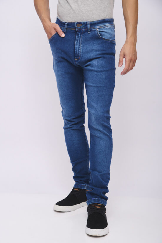 Jean slim fit gastado