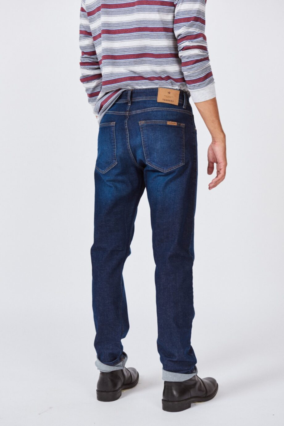 Jean regular fit de indigo azul gastado