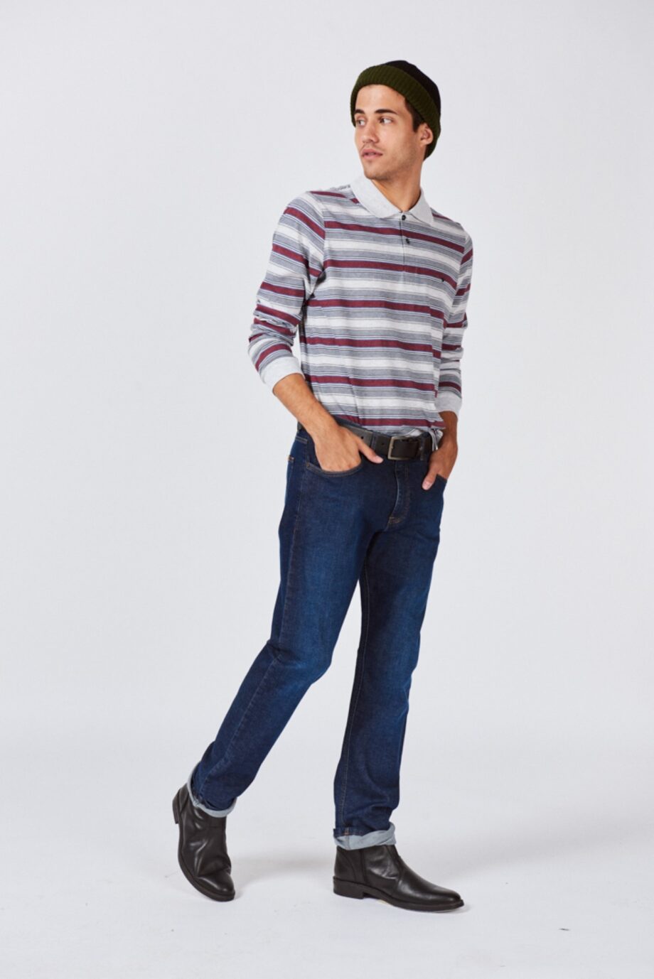 Jean regular fit de indigo azul gastado
